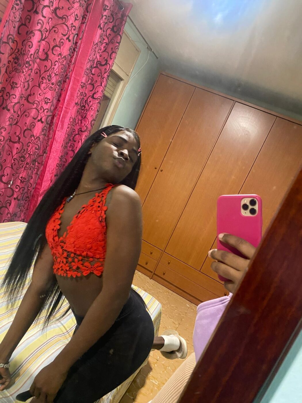 51B8318C-EE14-436C-8C46-858D63E65863